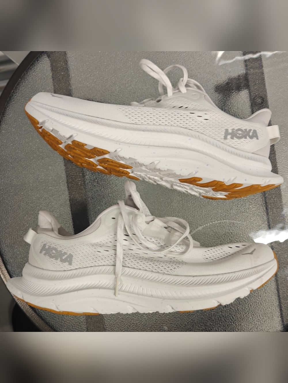 Hoka Kawana 2 Mens SZ 9.5 Running Shoes White Nimbus Cloud 1147930 WNCL Sneakers